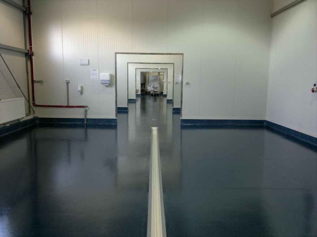 TIKKURILA TEMAFLOOR 400
